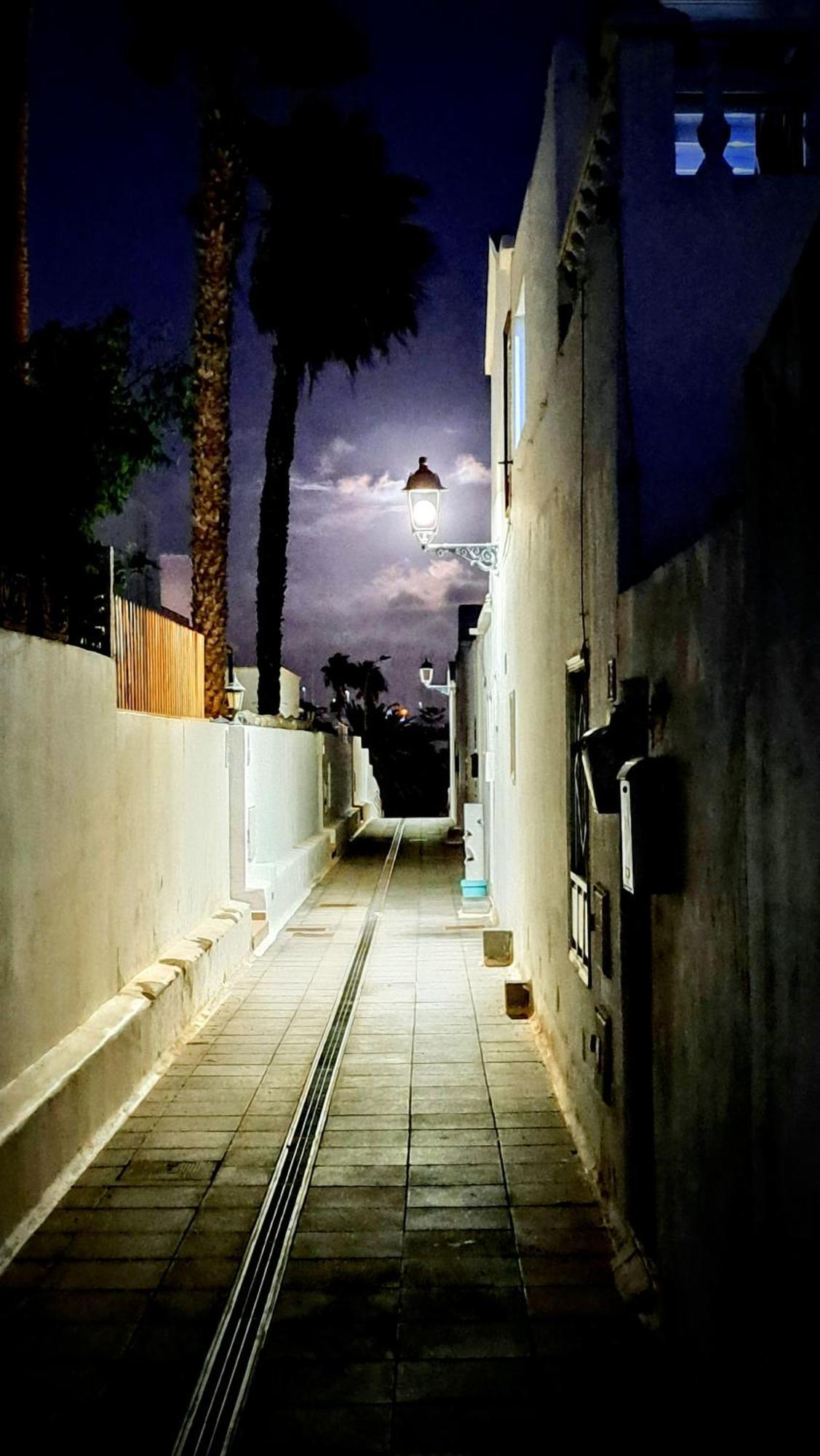 Cozy And Sunny Apartment Over The Rooftops Puerto del Carmen  Luaran gambar